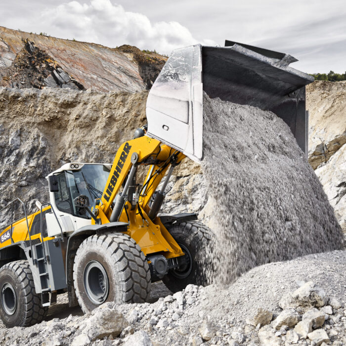 Liebherr Wheel loader L566