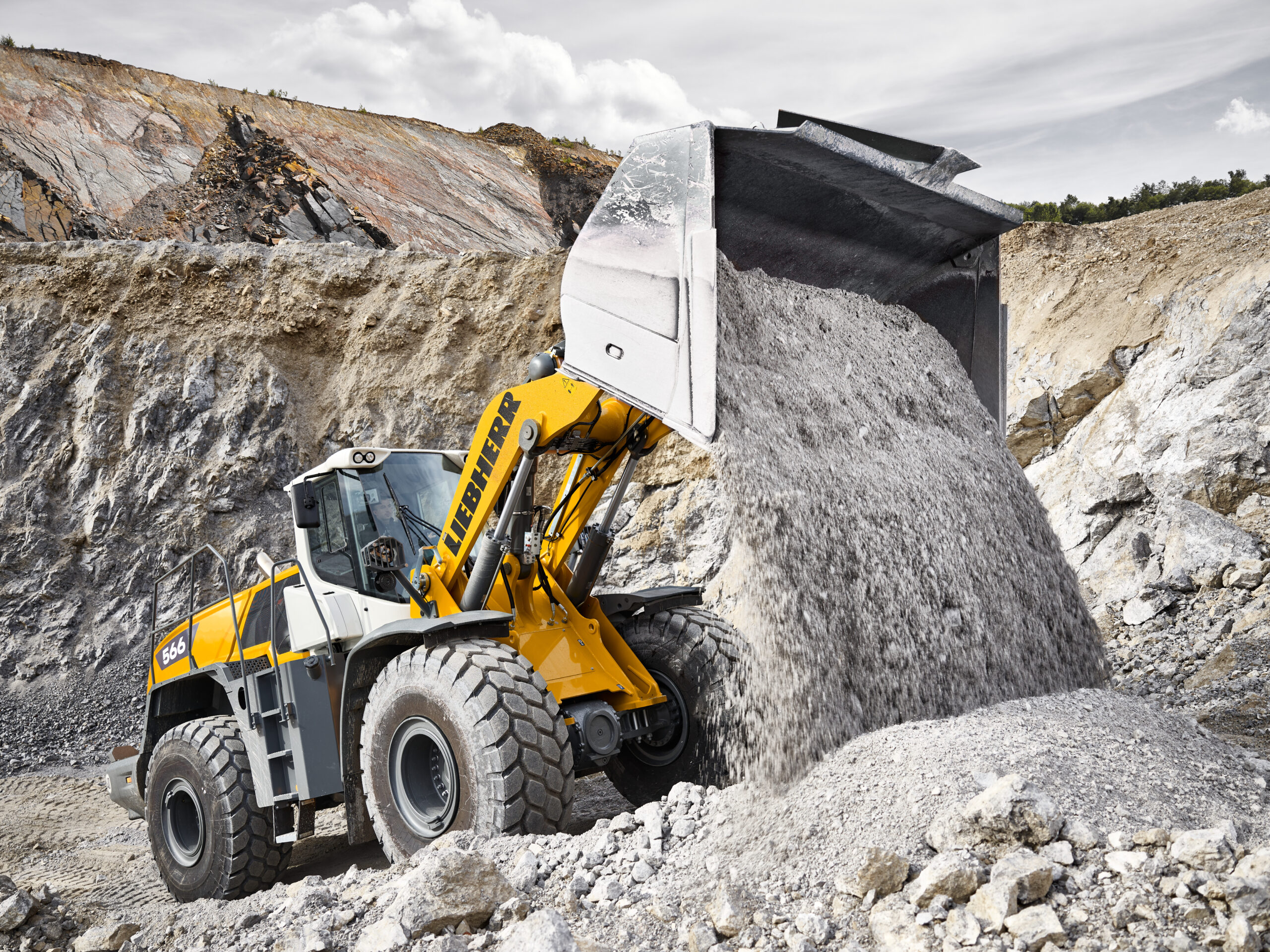 Liebherr Wheel loader L566