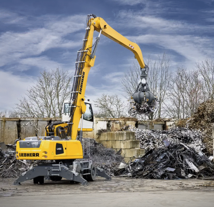 Liebherr Material Handling Machines LH 30 M Industry Litronic