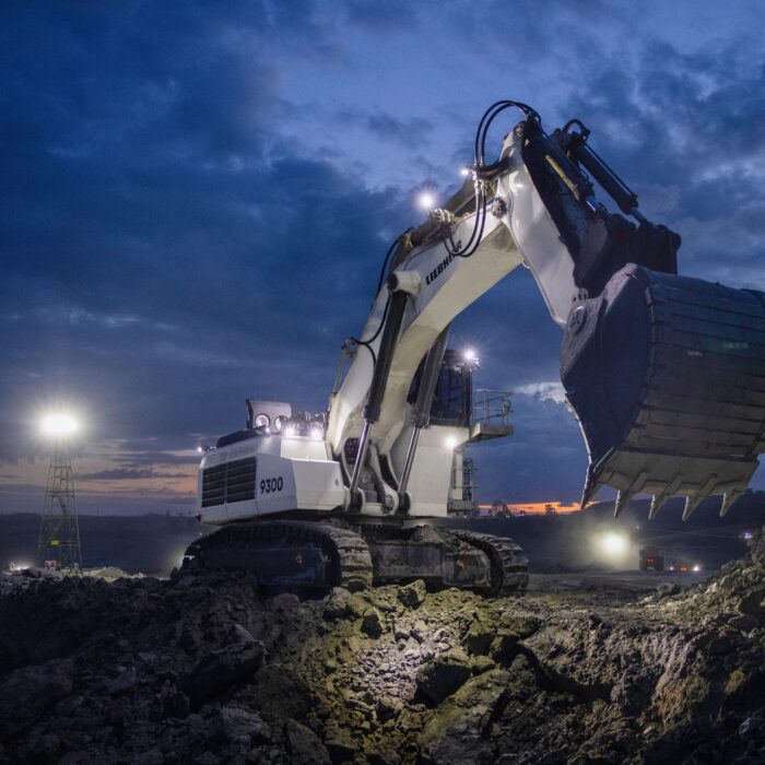 Liebherr Mining Excavator R 9300